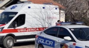 Pronari i hotelit humb jetën pasi bie nga tarraca!