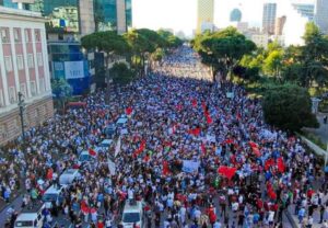 Dita e shtatë e protestave për Zvërnecin, organizatorët paralajmërojnë vazhdimin e aksioneve